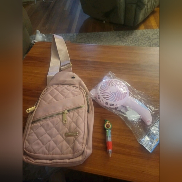 NEW Pink Chest Bag - Picture 10 of 11